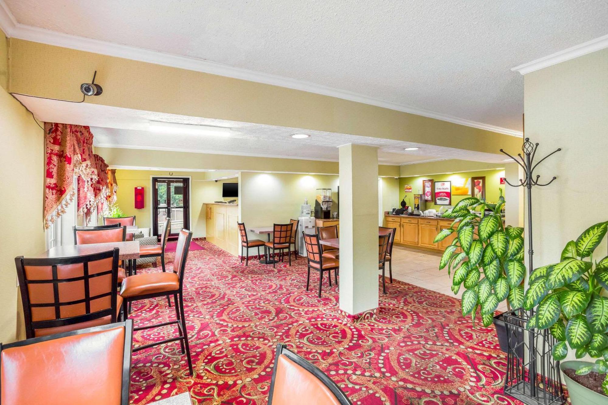Econo Lodge Huntington - Barboursville University Area Extérieur photo