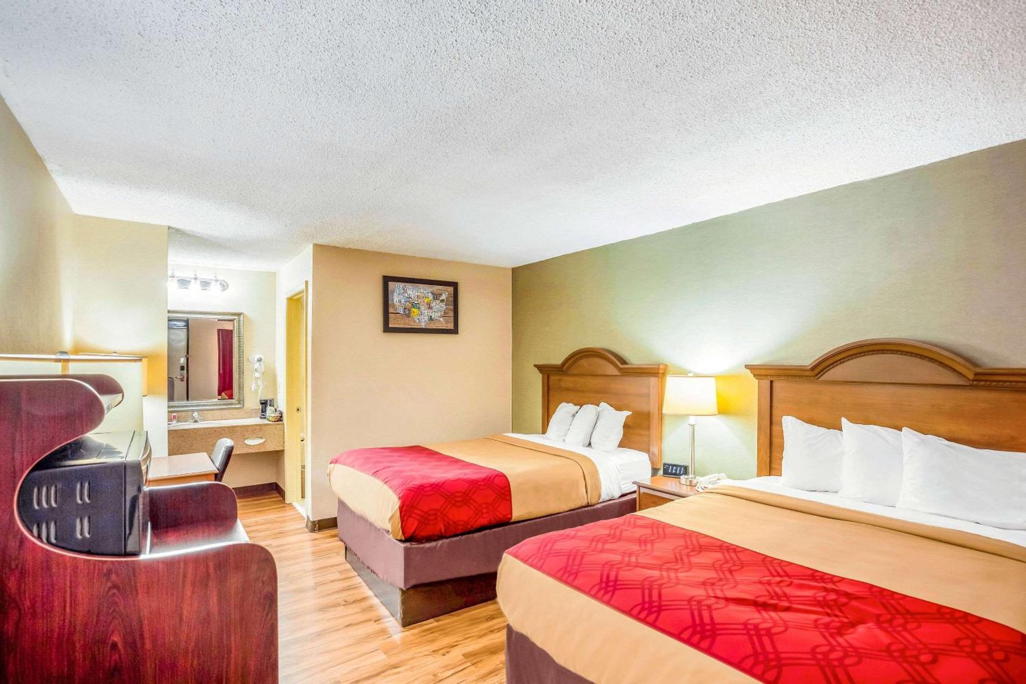 Econo Lodge Huntington - Barboursville University Area Extérieur photo